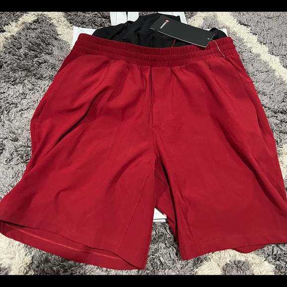 -SOLD Lululemon Channel Cross Swim 7” (liner) Size: M - Picture 2 of 7